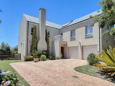 3 Bedroom House For Sale in Stellenbosch - TibK.webp