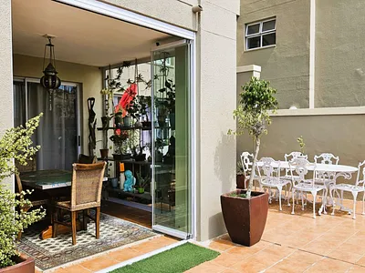 2 Bedroom Apartment For Sale in Milnerton - c2k5.webp