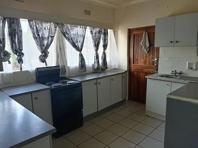 4 Bedroom House To Rent in Johannesburg - ALN5.webp