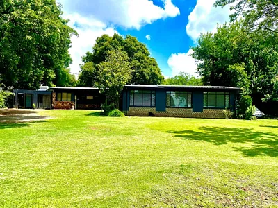 6 Bedroom House For Sale in Centurion - TEX4.webp