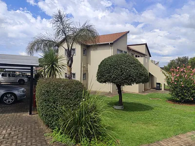2 Bedroom Apartment For Sale in Randburg - EDZg.webp