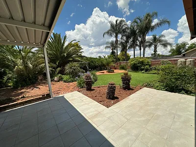 4 Bedroom House For Sale in Centurion - CnL1.webp