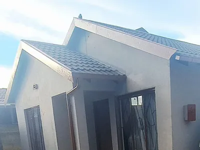 2 Bedroom House For Sale in Pretoria - E0mE.webp
