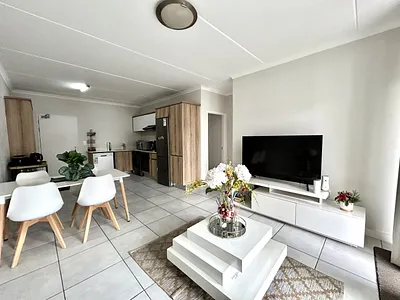 2 Bedroom Apartment For Sale in Pretoria - kCRf.webp