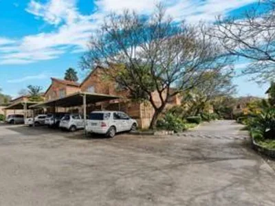 2 Bedroom House For Sale in Randburg - 1Cpn.webp