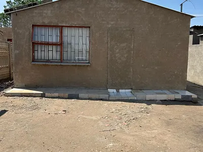 2 Bedroom House For Sale in Polokwane - W7Zf.webp