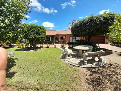 6 Bedroom House For Sale in Phalaborwa - aBlW.webp
