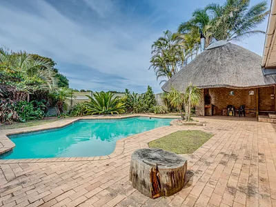 3 Bedroom House For Sale in Port Elizabeth - YCxs.webp