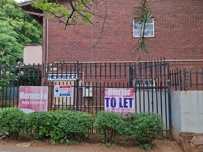 3 Bedroom Apartment For Sale in Pretoria - 3zSf.webp