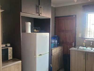 2 Bedroom House For Sale in Witbank - 58fZ.webp