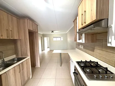 3 Bedroom Townhouse For Sale in Pretoria - nPeM.webp