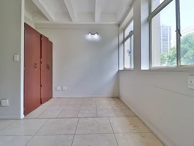 1 Bedroom Townhouse For Sale in Johannesburg - img