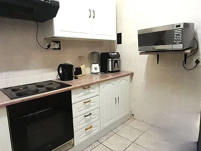 1 Bedroom Apartment For Sale in Roodepoort - img