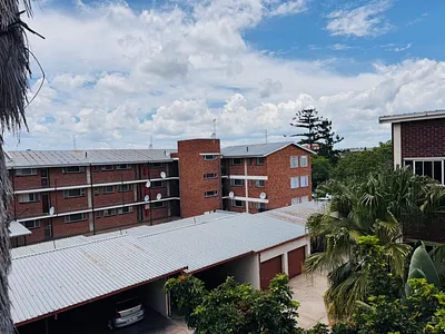 1 Bedroom Apartment For Sale in Polokwane - c7yu.webp