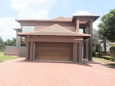 6 Bedroom House For Sale in Pretoria - 55ia.webp