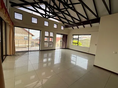 3 Bedroom Townhouse For Sale in Mossel Bay - vSZe.webp