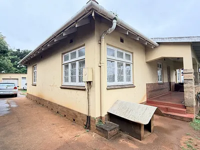 3 Bedroom House For Sale in Durban - qd41.webp