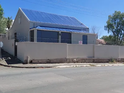 6 Bedroom House For Sale in Oudtshoorn - zfGA.webp