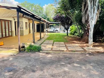 4 Bedroom House For Sale in Centurion - 7EYT.webp