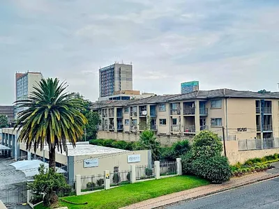 2 Bedroom Apartment For Sale in Randburg - KjAi.webp