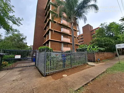 4 Bedroom Apartment For Sale in Pretoria - EORl.webp