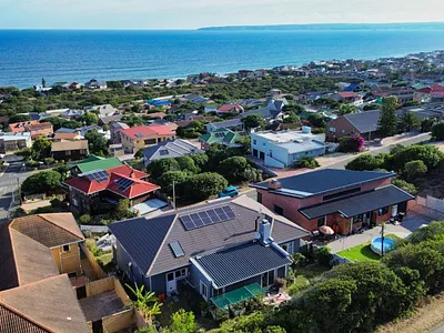 4 Bedroom House For Sale in Groot Brakrivier - img