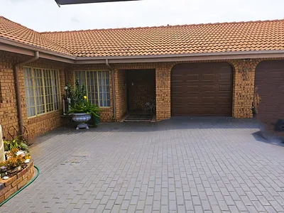 2 Bedroom House For Sale in Modimolle - pGFv.webp