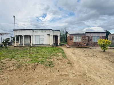 4 Bedroom House For Sale in Tzaneen - 3UeK.webp