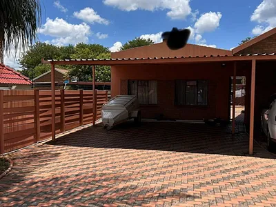 3 Bedroom House For Sale in Polokwane - aglb.webp