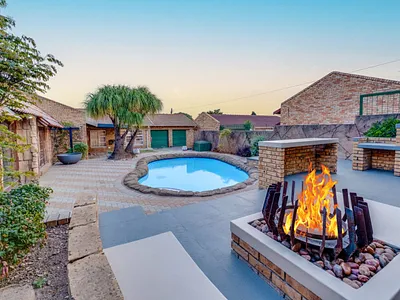 3 Bedroom Townhouse For Sale in Krugersdorp - 19ga.webp