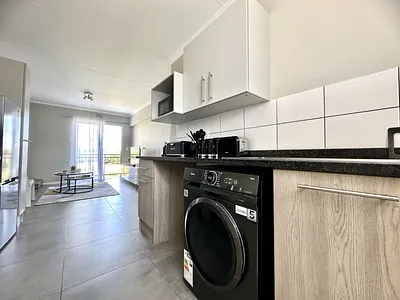 2 Bedroom Apartment To Rent in Midrand - img