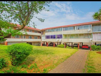 2 Bedroom Apartment For Sale in Roodepoort - img