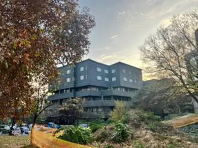 1 Bedroom Apartment To Rent in Sandton - img