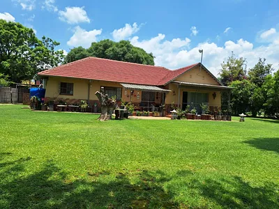 3 Bedroom House For Sale in Cullinan - Ffeb.webp