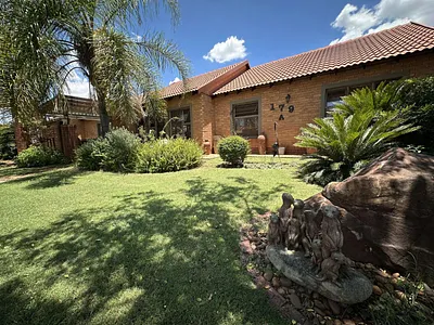 3 Bedroom Townhouse For Sale in Pretoria - k4ev.webp