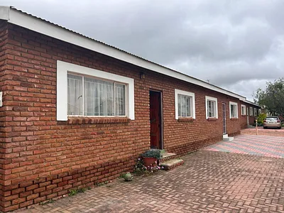 2 Bedroom Townhouse For Sale in Polokwane - uXZw.webp