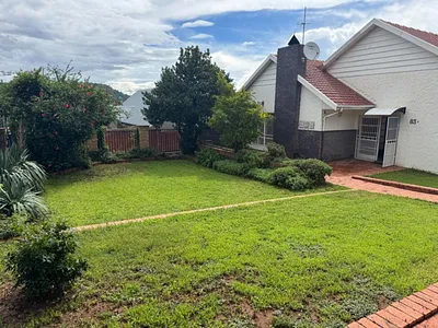 3 Bedroom House To Rent in Randburg - ic8K.webp