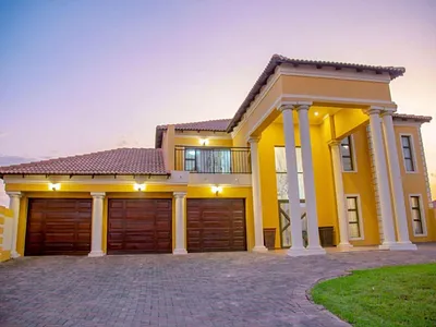 6 Bedroom House For Sale in Centurion - SDJl.webp