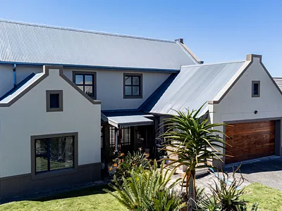 4 Bedroom House For Sale in George - img