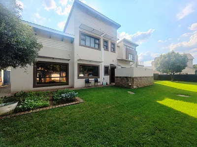 4 Bedroom House For Sale in Centurion - pnzR.webp