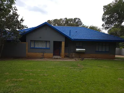 3 Bedroom House For Sale in Klerksdorp - VOBG.webp
