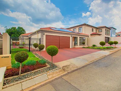 3 Bedroom House For Sale in Roodepoort - Acet.webp