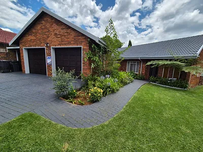 3 Bedroom House For Sale in Centurion - uD4i.webp