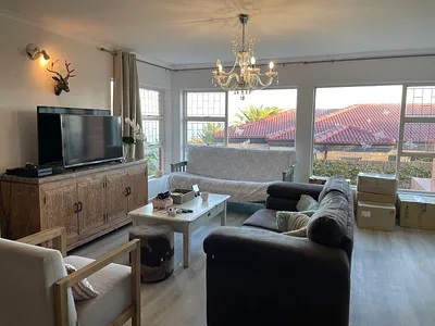 4 Bedroom House For Sale in Klein Brak Rivier - Mx7C.webp