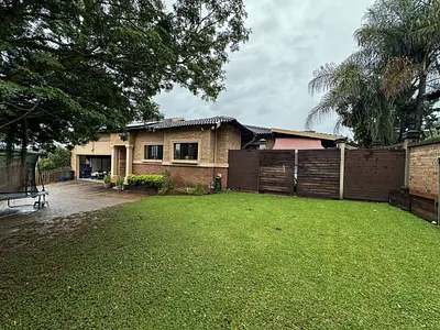 4 Bedroom House For Sale in Nelspruit - Fq2o.webp
