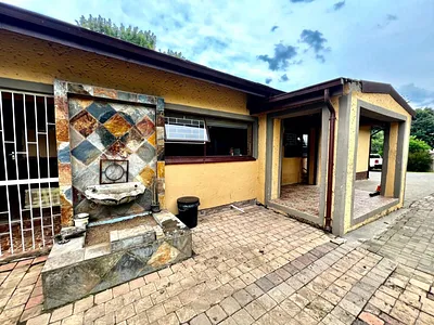 3 Bedroom House For Sale in Ermelo - w4ud.webp