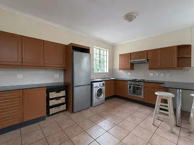 2 Bedroom Apartment To Rent in Johannesburg - zXOS.webp