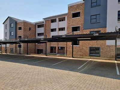 2 Bedroom Apartment For Sale in Midrand - QdZ6.webp