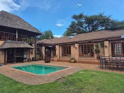 4 Bedroom House For Sale in Kuruman - 9sfc.webp