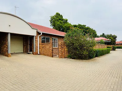 2 Bedroom Townhouse For Sale in Centurion - O3lT.webp